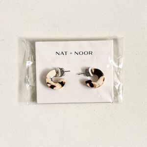 Tortoise Shell Mini Hoop Earrings (Brand New) - Nat + Noor